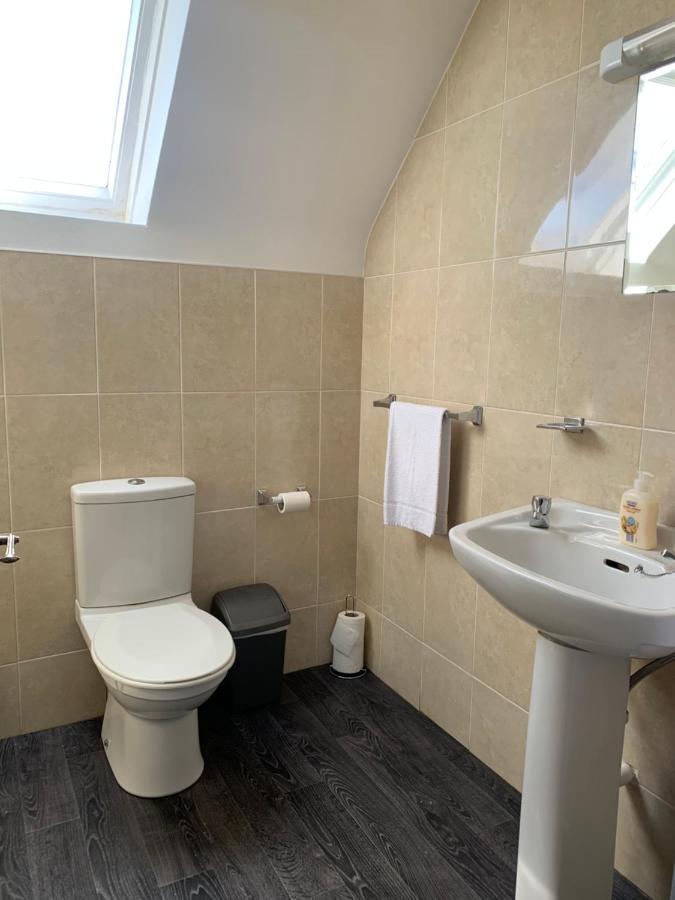 Newcastle Townhouse Apartment Galway Exterior foto