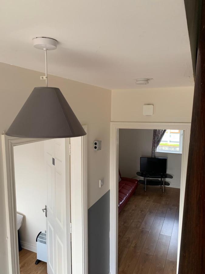 Newcastle Townhouse Apartment Galway Exterior foto