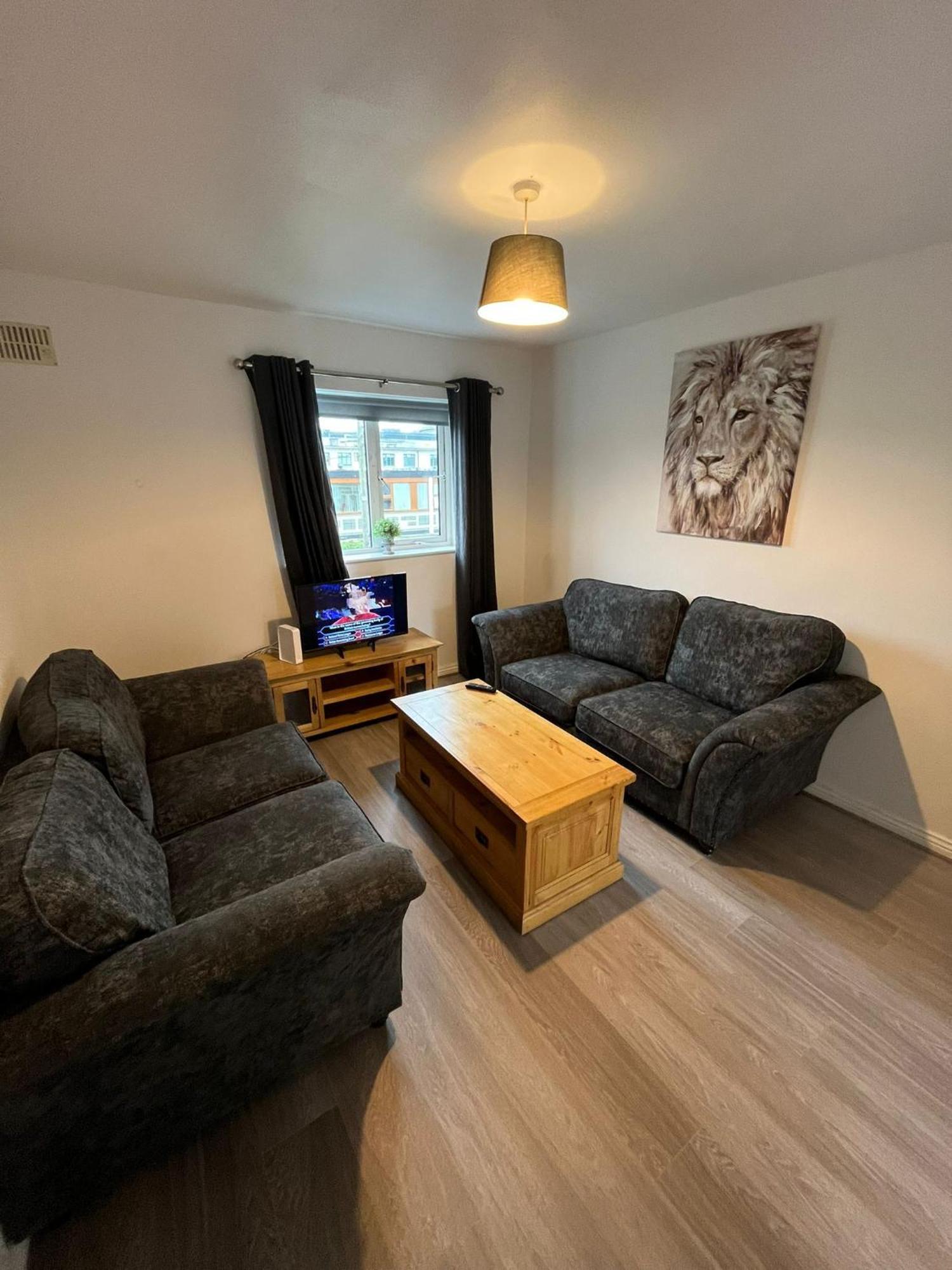 Newcastle Townhouse Apartment Galway Exterior foto