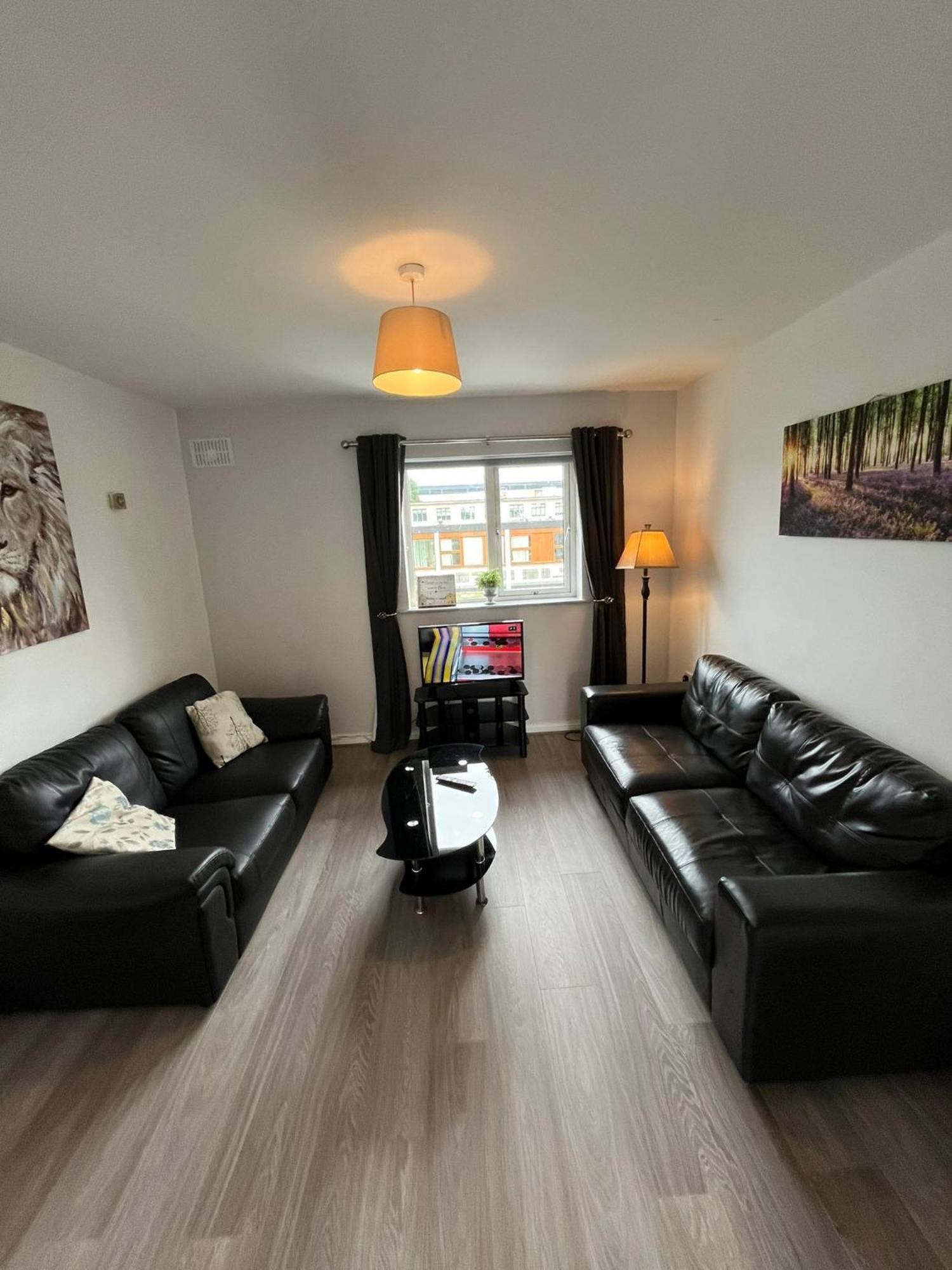 Newcastle Townhouse Apartment Galway Exterior foto